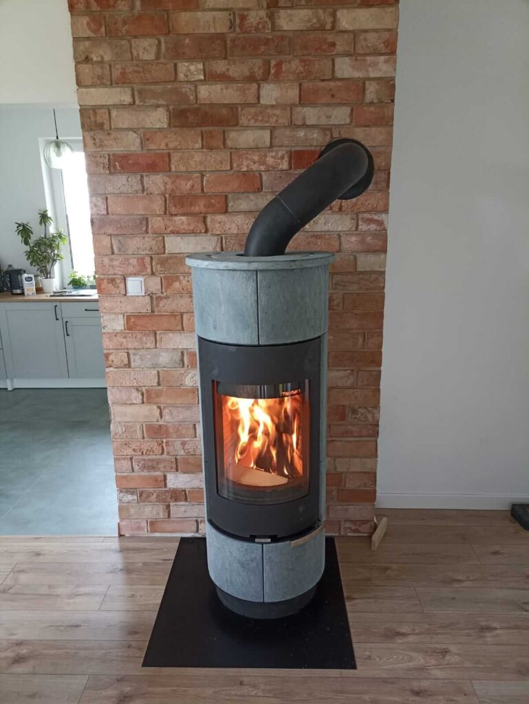 montaż kominków Toruń Precom